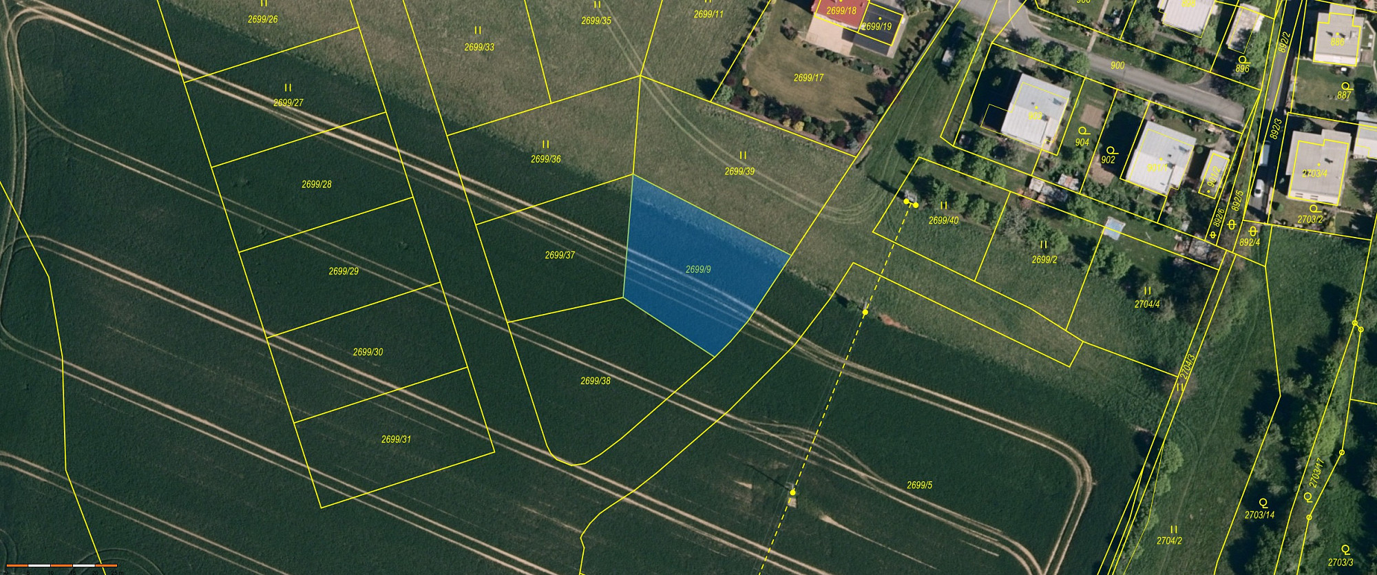 Prodej stavebního pozemku 877 m² – fotografie 2