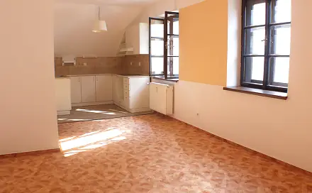 Pronájem bytu 1+kk 37 m², Nové Stavení, Jindřichův Hradec - Jindřichův Hradec IV