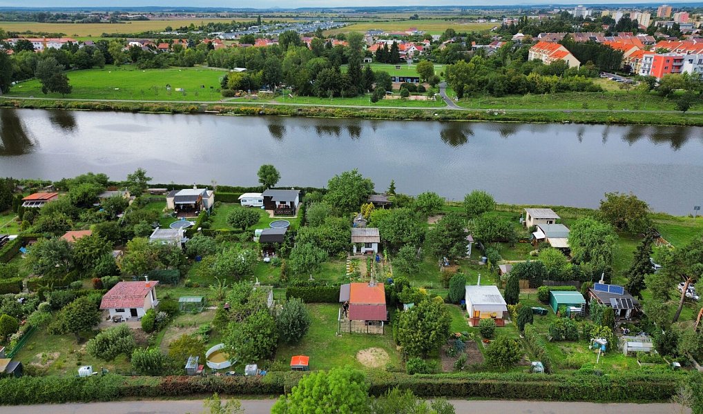 Prodej chaty/chalupy 16 m² s pozemkem 273 m², Nymburk – náhled fotky 24