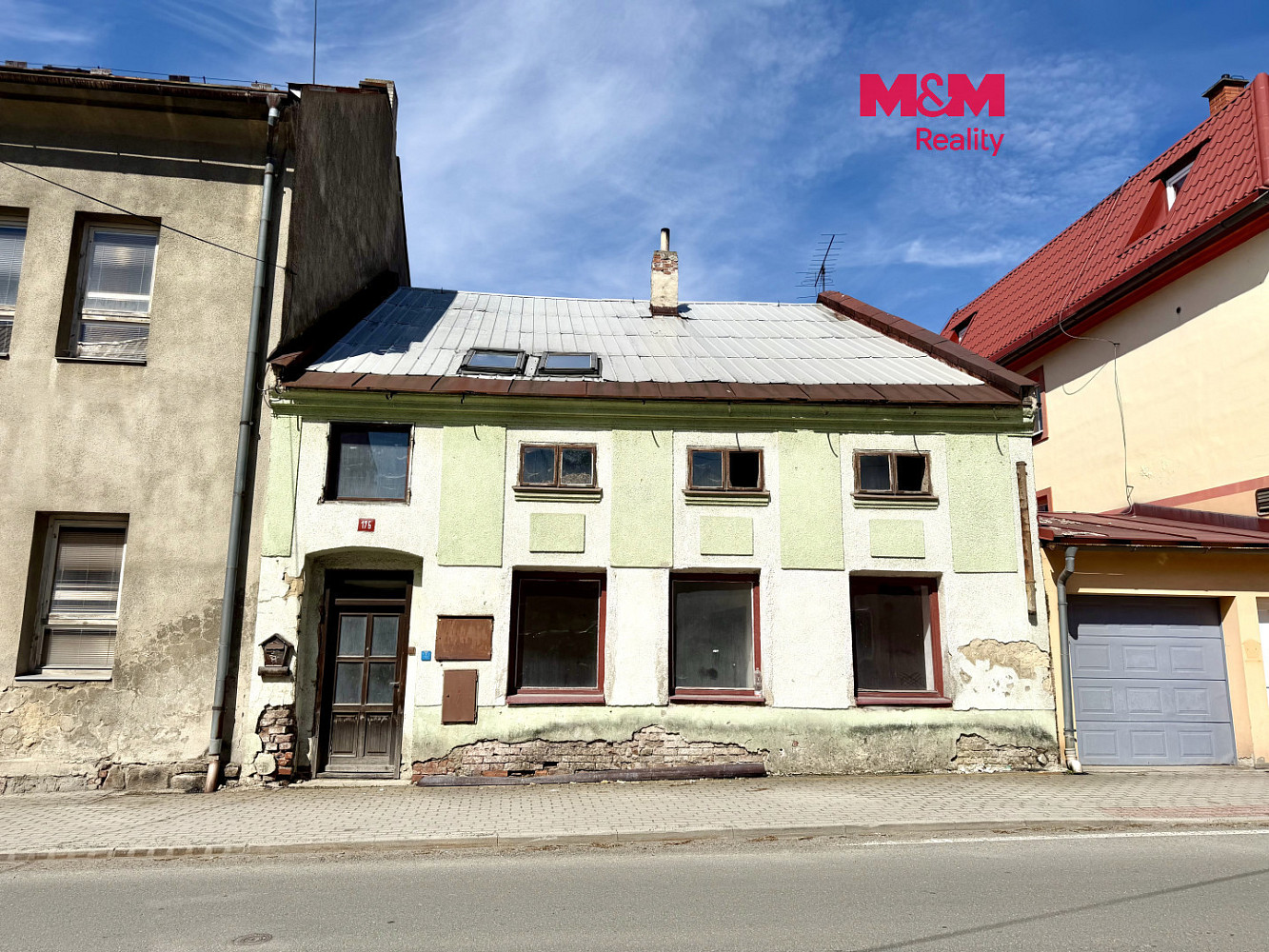 Prodej domu 235 m² s pozemkem 266 m²
