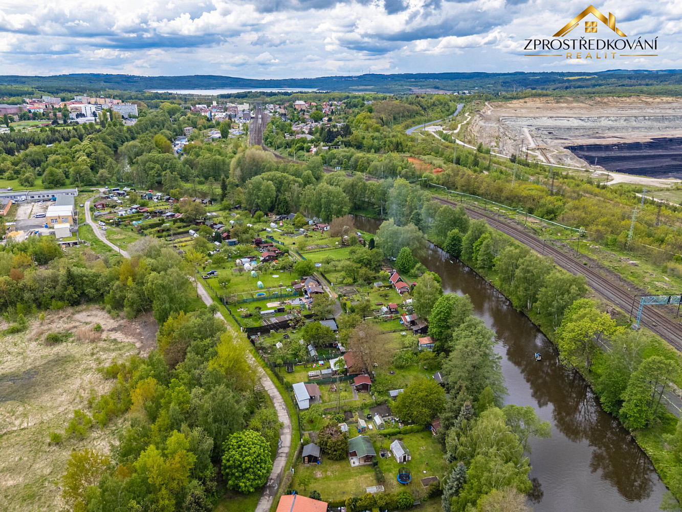 Prodej zahrady 450 m² – fotografie 3