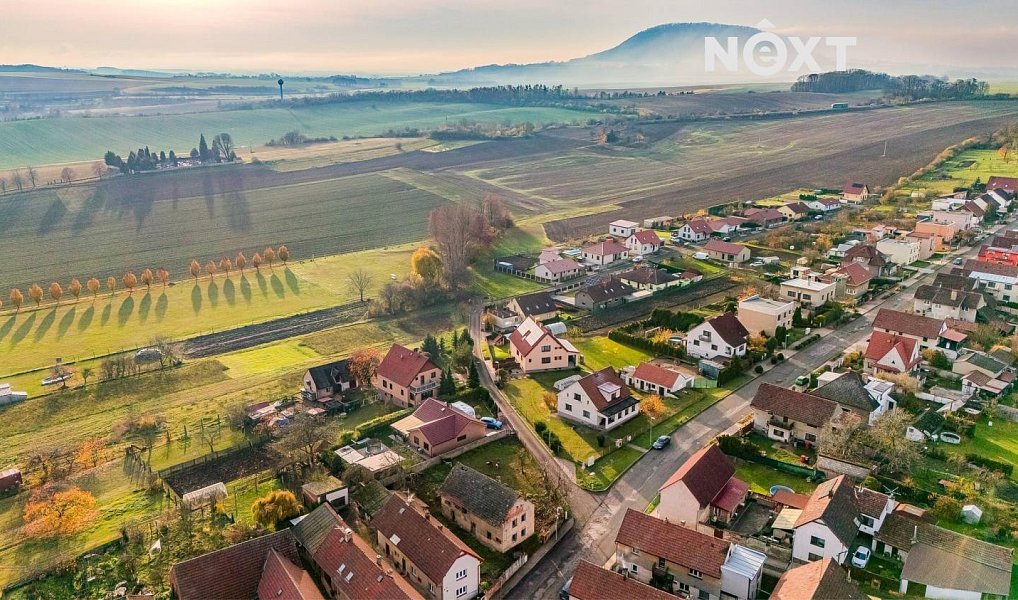 Prodej stavebního pozemku 704 m², Libkovice pod Řípem – náhled fotky 5