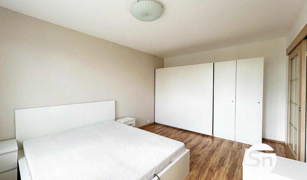 Pronájem bytu 2+kk 36 m², Praha – náhled fotky 9