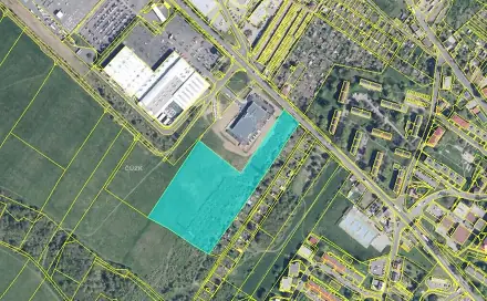 Pronájem pole 27 683 m²