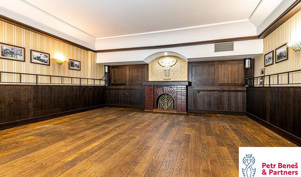 Prodej obchodních prostor 1 100 m², Rakovník – náhled fotky 5
