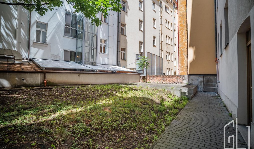 Prodej bytu 3+1 84 m², Praha – náhled fotky 30