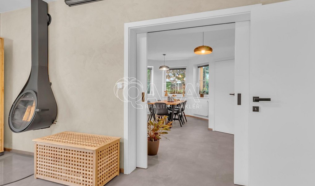Prodej domu 255 m² s pozemkem 775 m², Šestajovice – náhled fotky 27