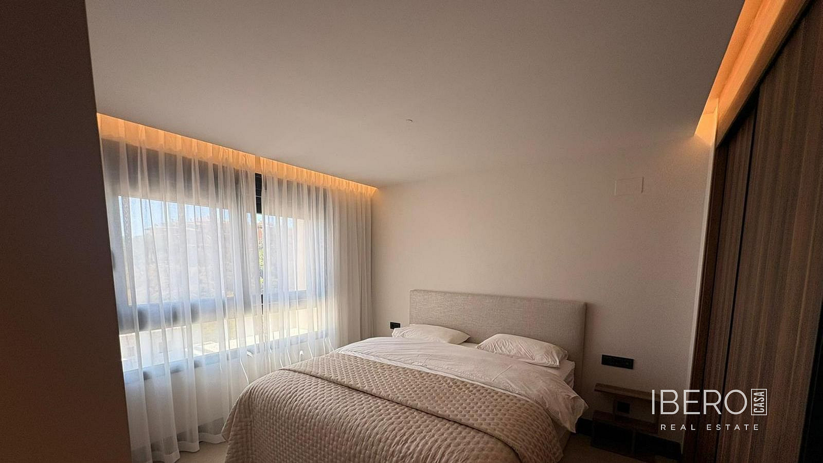 Piso 4+kk – Marbella, Nueva Andalucía - Vista 4