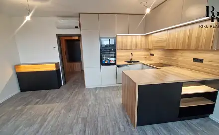 Pronájem bytu 2+kk 48 m²