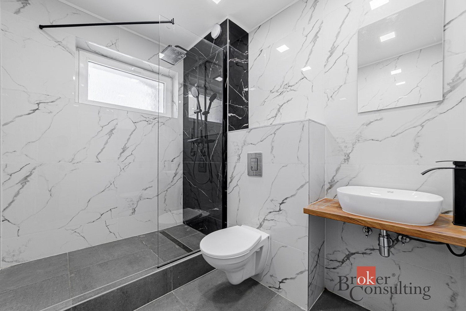 Prodej bytu 2+kk 46 m² – fotografie 3