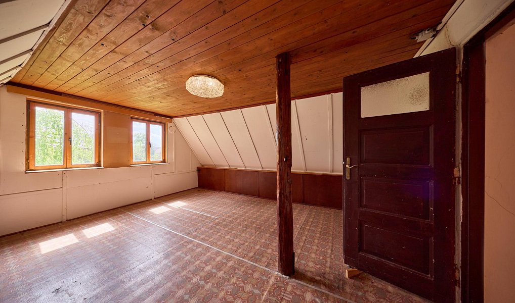 Prodej domu 280 m² s pozemkem 2 632 m², Výrava – náhled fotky 18