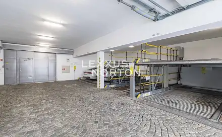 Garážové stání Vlašská, Vlašská, Praha 1 - Malá Strana