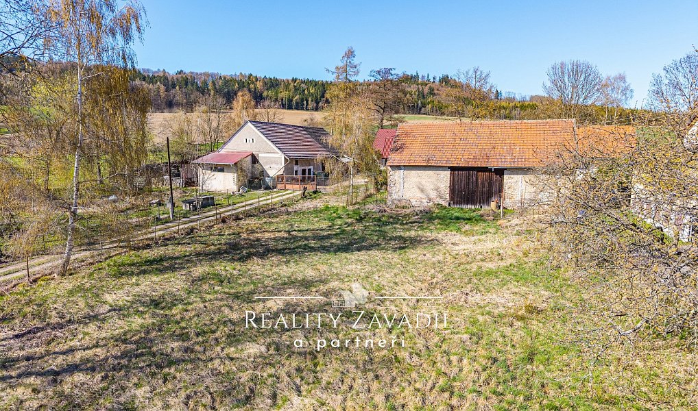 Prodej stavebního pozemku 1 230 m², Jankov – náhled fotky 14