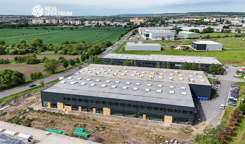 Pronájem výrobních prostor 462 m², Znojmo – náhled fotky 13