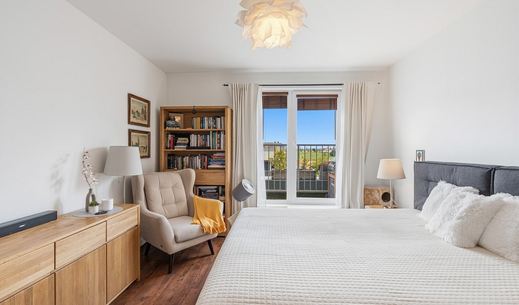Prodej bytu 4+kk 87 m², Praha – náhled fotky 32
