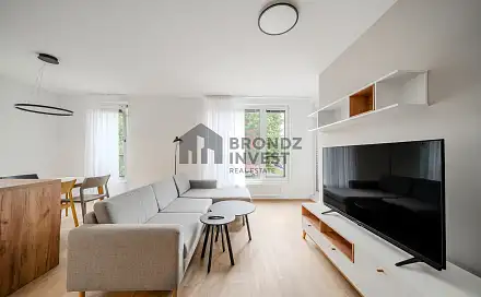 Pronájem bytu 3+kk 82 m²
