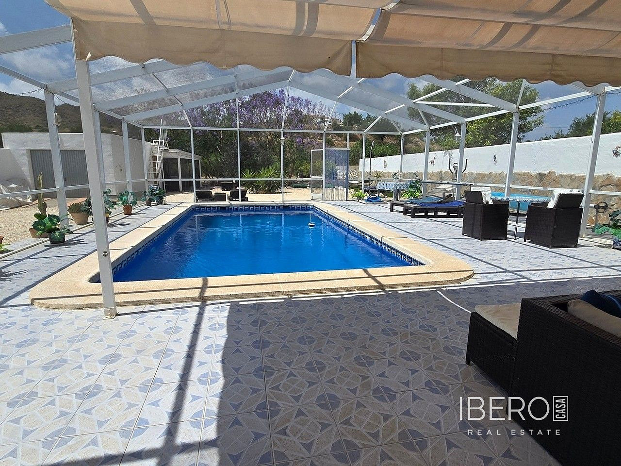 Prodej domu 271 m² s pozemkem 1 496 m² — photo 2