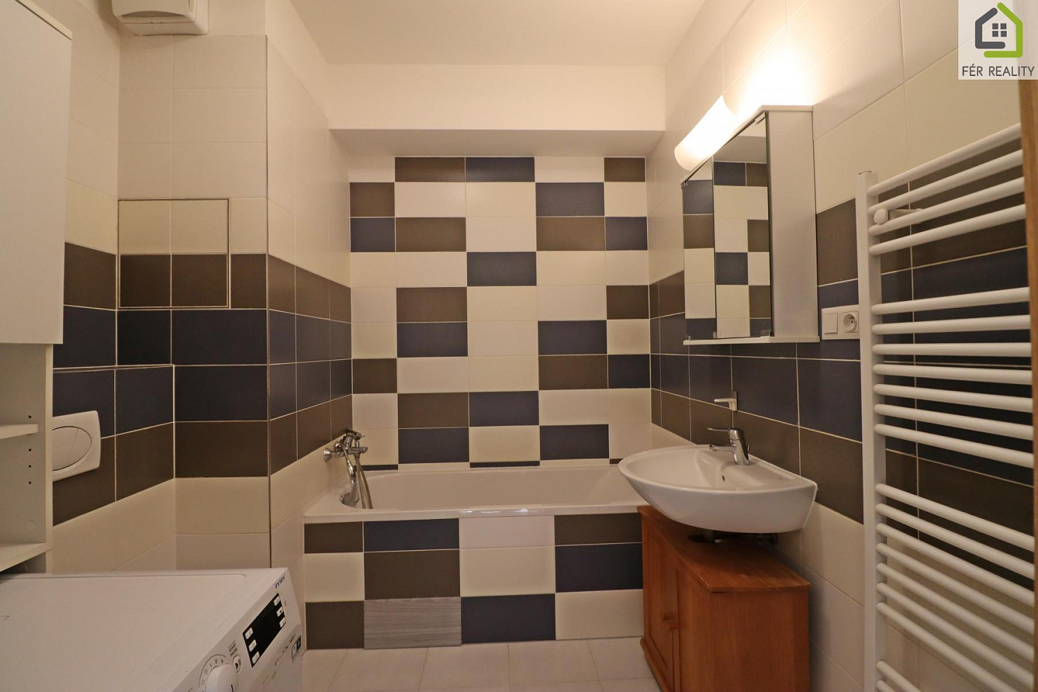 Prodej bytu 1+kk 66 m² – fotografie 4