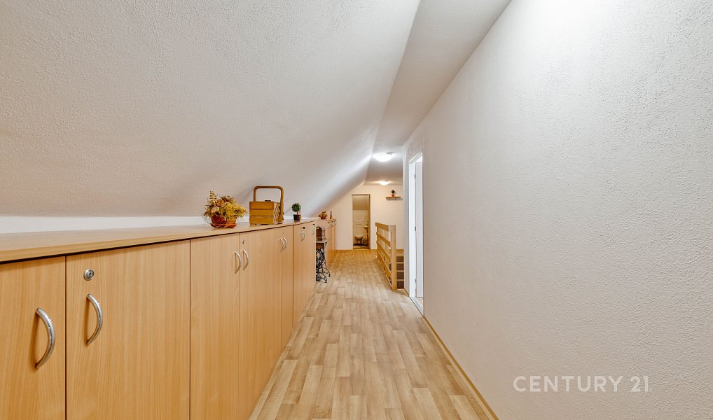 Prodej ubytovacího objektu 1 320 m², Jistebnice – náhled fotky 37