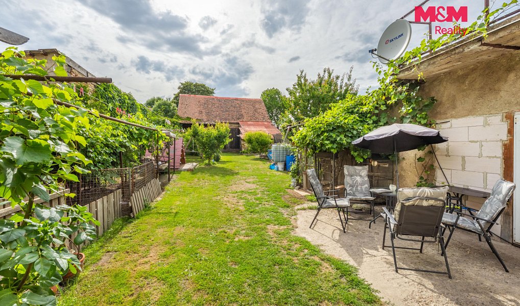 Prodej domu 208 m² s pozemkem 882 m², Páleč – náhled fotky 2