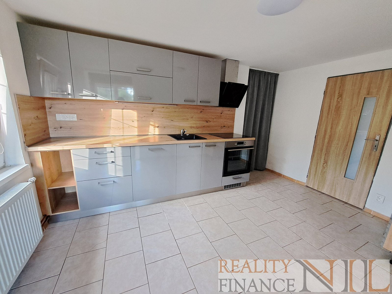 Pronájem domu 80 m² s pozemkem 751 m²