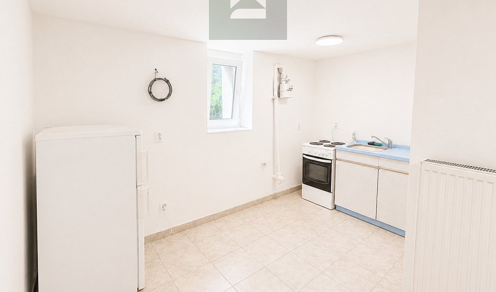 Prodej domu 200 m² s pozemkem 296 m², Plzeň – náhled fotky 14
