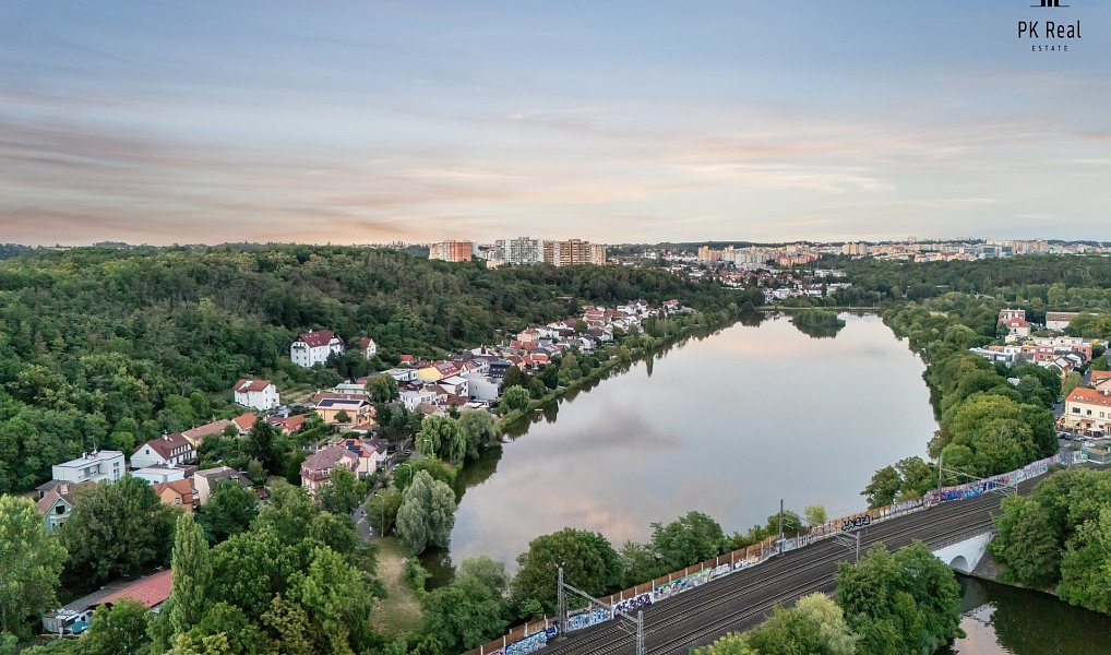 Prodej bytu 3+1 84 m², Praha – náhled fotky 32
