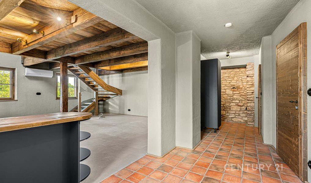 Prodej nájemního domu, činžáku 370 m², Slaný – náhled fotky 13