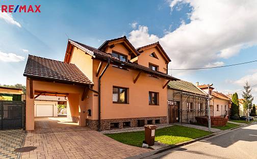Prodej domu 351 m² s pozemkem 586 m², Lesní, Uherské Hradiště - Míkovice