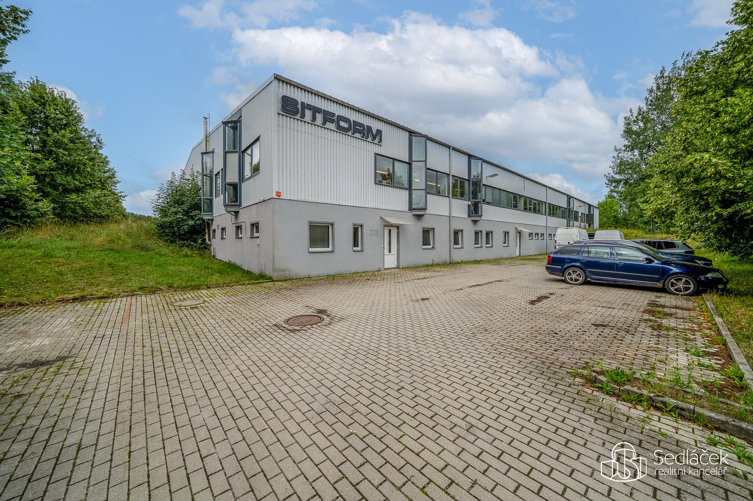 Prodej výrobních prostor 3 089 m² — photo 2