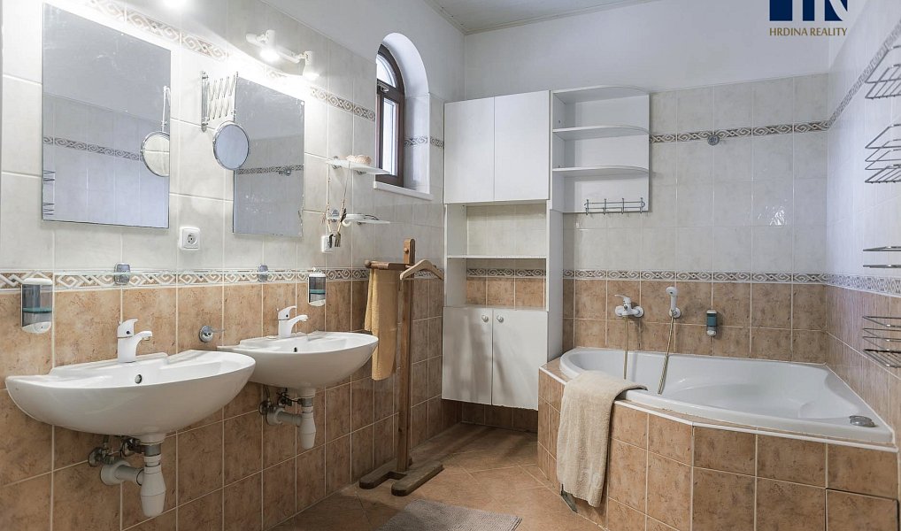 Prodej vily 200 m² s pozemkem 1 475 m², Jihlava – náhled fotky 29
