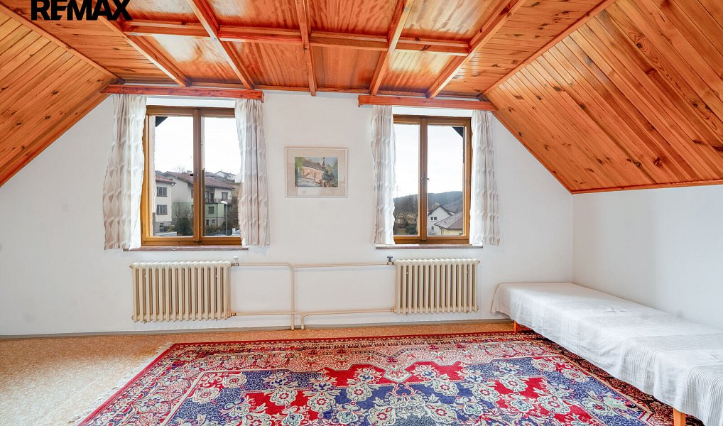 Prodej domu 210 m² s pozemkem 142 m², Vimperk – náhled fotky 15