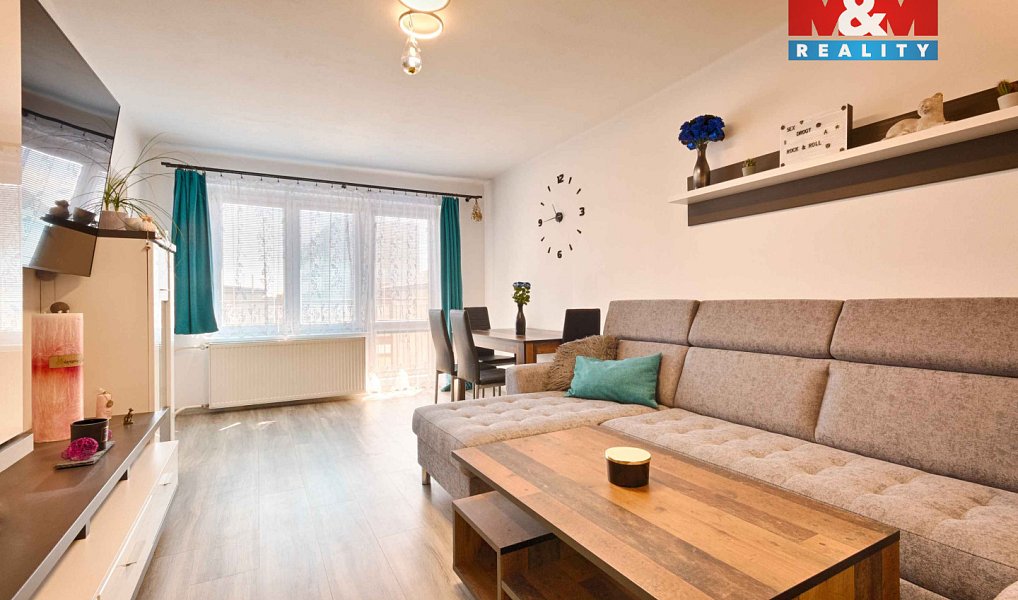 Prodej bytu 3+1 73 m², Pacov – náhled fotky 2