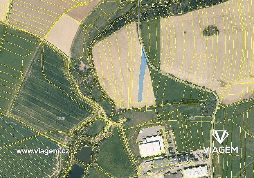 Pole 3 262 m², Podíl 25 % o výměře 816 m² – pohled 3