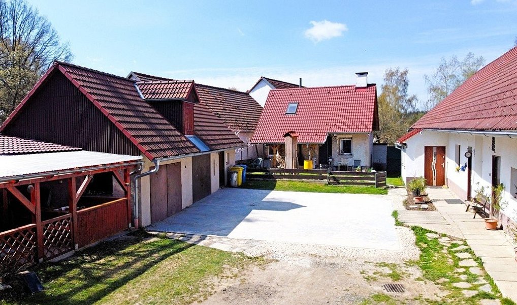 Prodej domu 225 m² s pozemkem 6 700 m², Věžná – náhled fotky 3