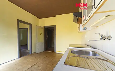 Prodej bytu 2+1 73 m², Nádražní, Aš, okres Cheb