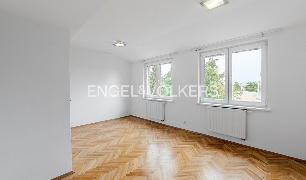 Pronájem domu 172 m² s pozemkem 295 m², Praha – náhled fotky 7