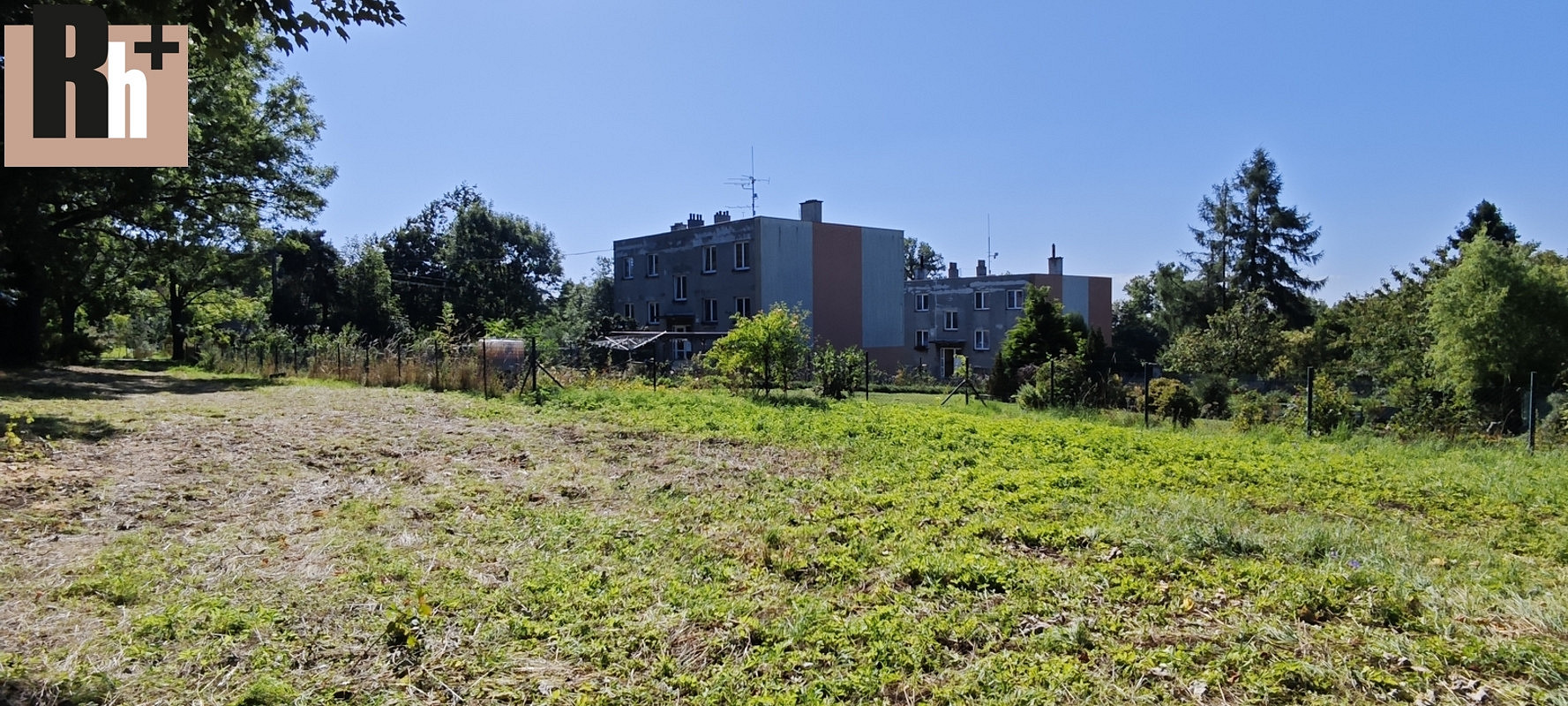 Prodej stavebního pozemku 1 122 m² – fotografie 3
