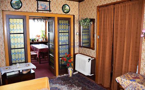 Prodej domu 340 m² s pozemkem 366 m², Karla Čapka, Hradec Králové - Pražské Předměstí