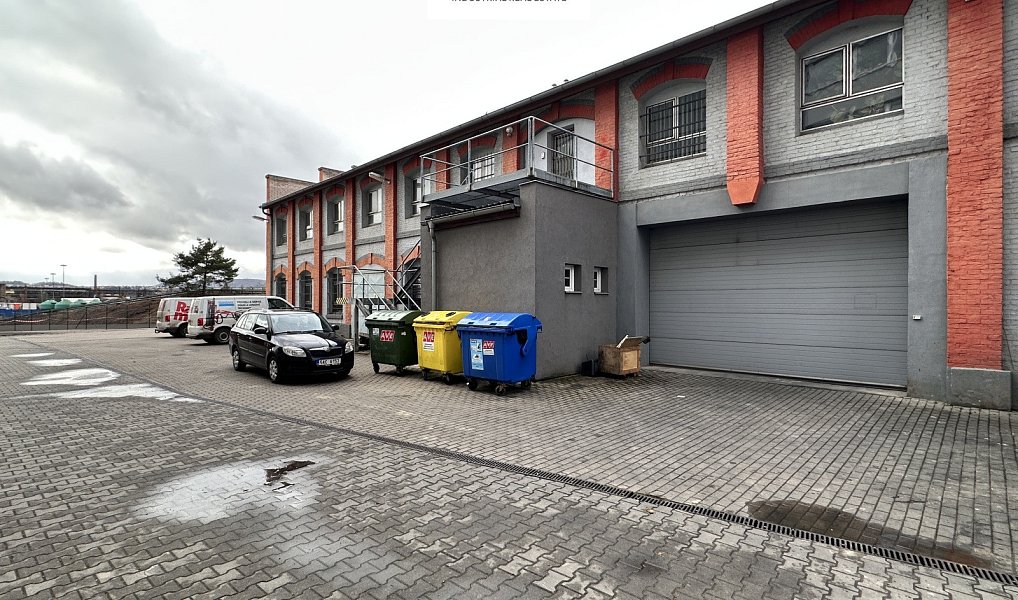 Prodej skladovacích prostor 1 088 m², Králův Dvůr – náhled fotky 7
