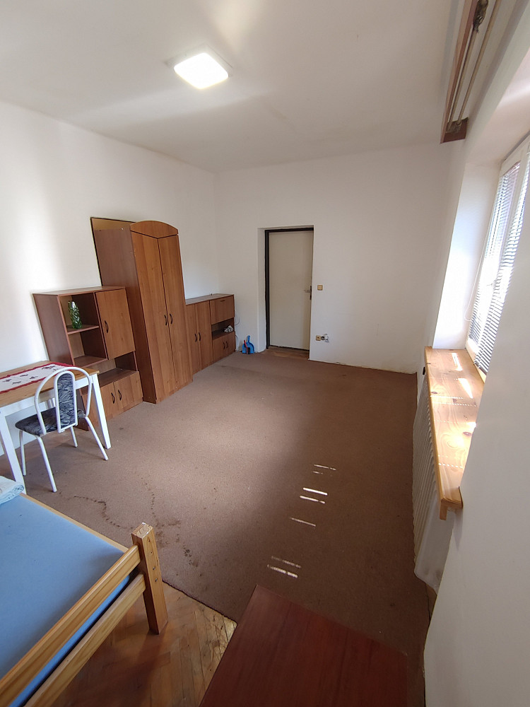 Pronájem pokoje 16 m² – fotografie 5