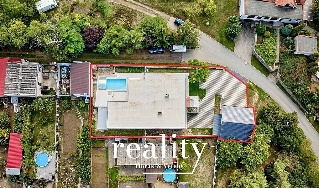 Prodej domu 292 m² s pozemkem 744 m², Práče – náhled fotky 36