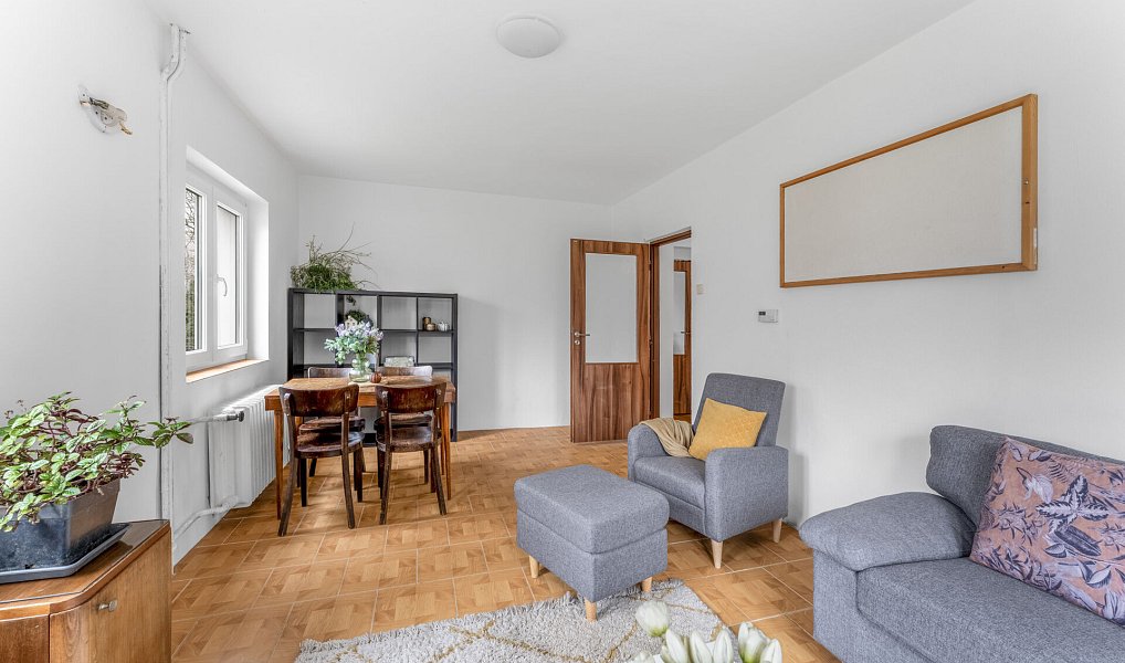 Prodej domu 80 m² s pozemkem 1 203 m², Husinec – náhled fotky 6