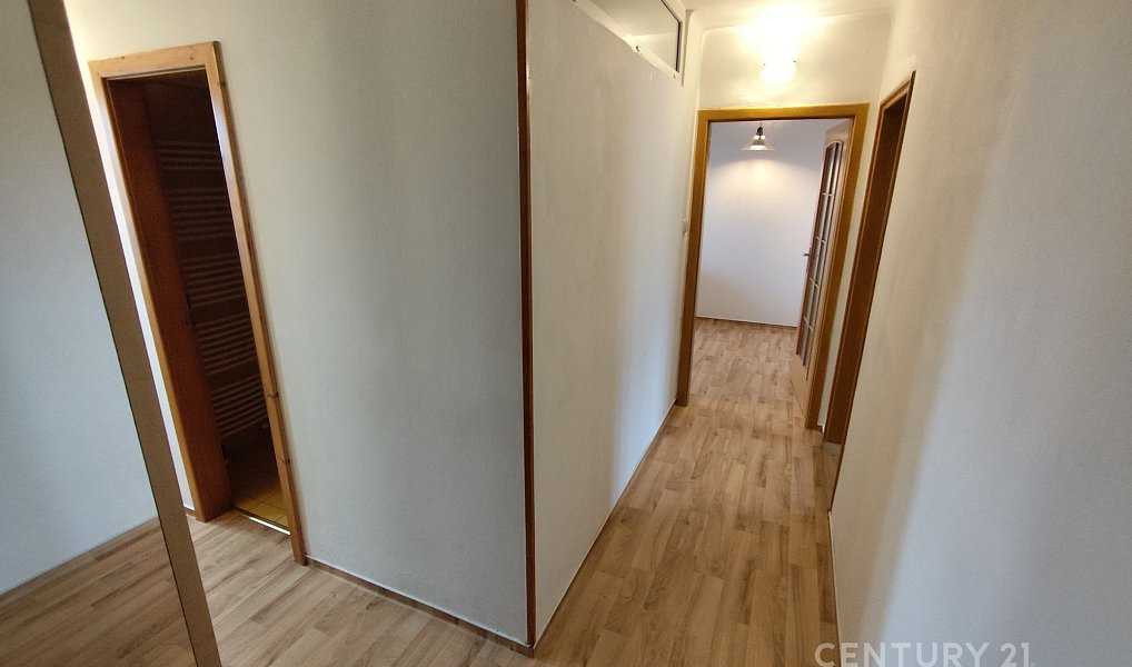 Pronájem bytu 2+1 58 m², Jindřichův Hradec – náhled fotky 9
