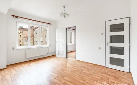 Pronájem bytu 2+1 55 m², Perunova, Praha 3 - Vinohrady