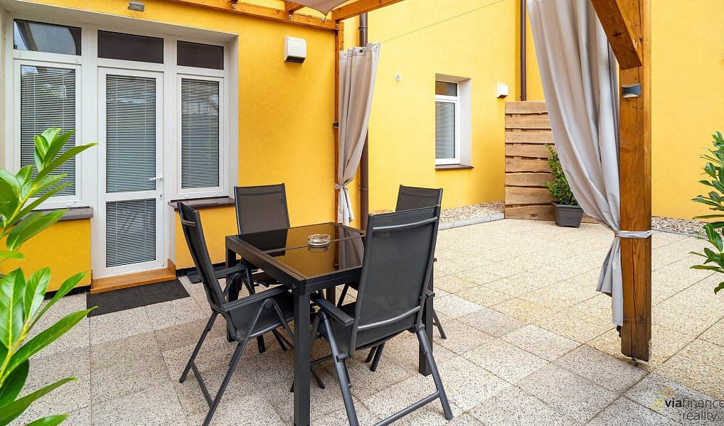 Prodej bytu 2+kk 43 m², Pardubice – náhled fotky 17