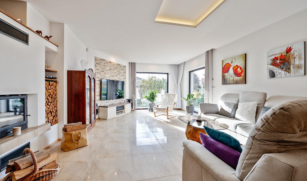Prodej domu 152 m² s pozemkem 758 m², Klatovy – náhled fotky 2