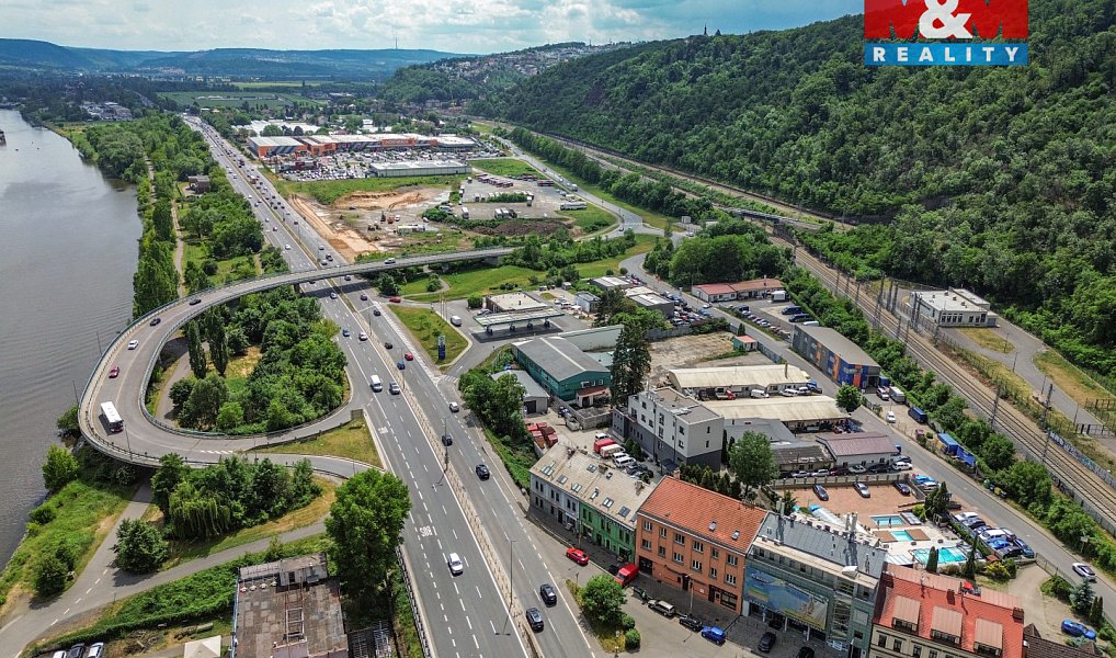 Prodej nájemního domu, činžáku 560 m², Praha – náhled fotky 24
