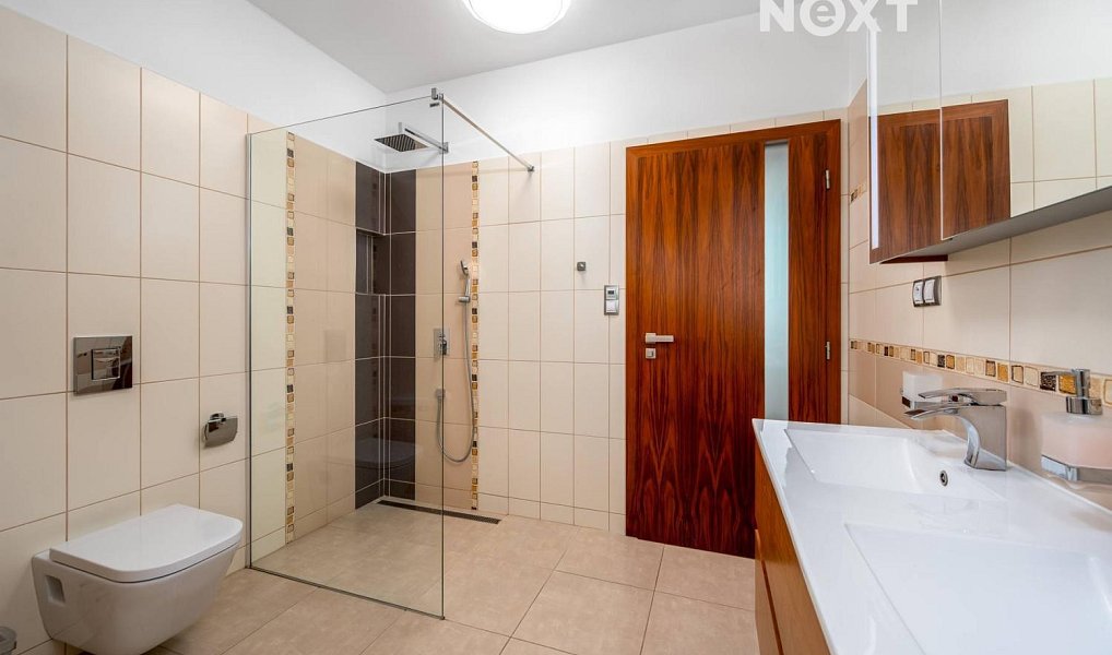 Prodej domu 188 m² s pozemkem 1 936 m², Kněžmost – náhled fotky 30