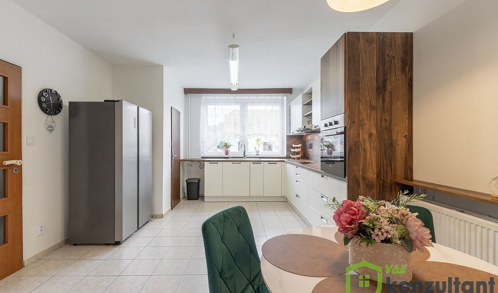 Prodej domu 220 m² s pozemkem 360 m², Bedihošť – náhled fotky 4